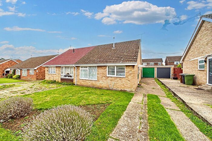 2 Bedroom Semi Detached Bungalow For Sale In Admirals Way, Thetford, IP24