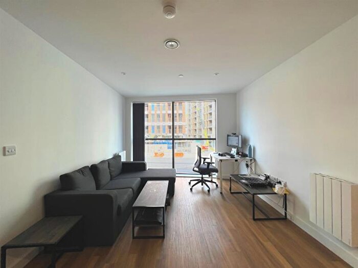 1 Bedroom Apartment To Rent In Deluna, Ancoats, M4