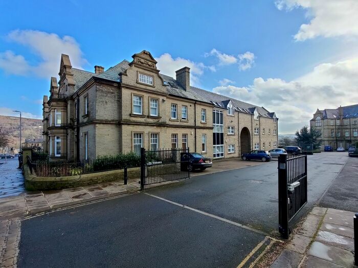 1 Bedroom Flat To Rent In Prescott Street, Clare Court Prescott Street, HX1