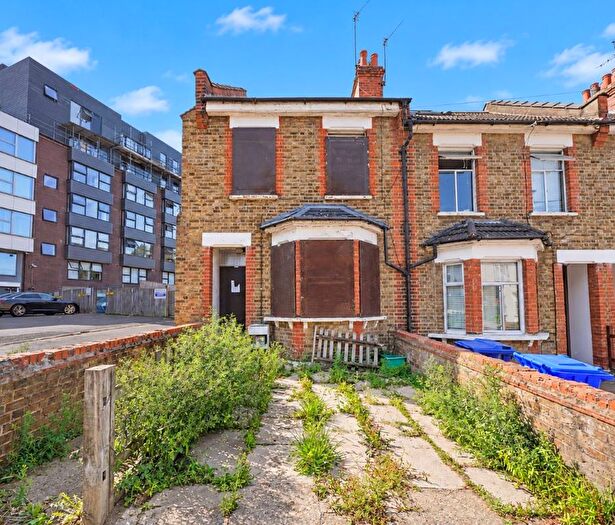 4 Bedroom End Terrace House For Sale In Sherwood Road, South Harrow, HA2