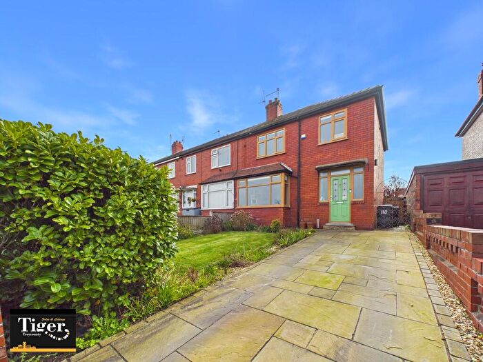 3 Bedroom Semi Detached House For Sale In Lawson Road, Blackpool, FY3