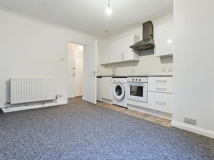 2 Bedroom Apartment To Rent In Clarendon Place, Brighton, BN2