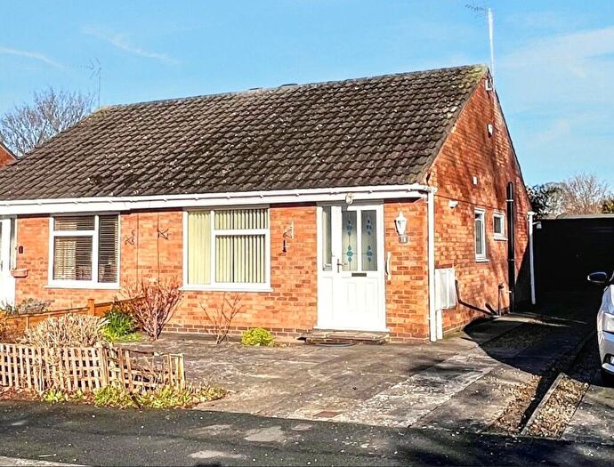 2 Bedroom Bungalow For Sale In Garsdale Road, Knaresborough, HG5