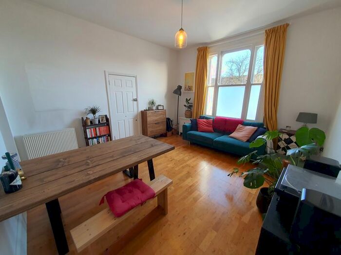 2 Bedroom Flat To Rent In Sandbourne Road, London, SE4