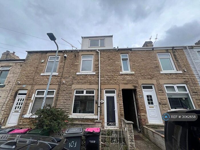3 Bedroom Terraced House To Rent In Avenue Road, Wath-Upon-Dearne, S63