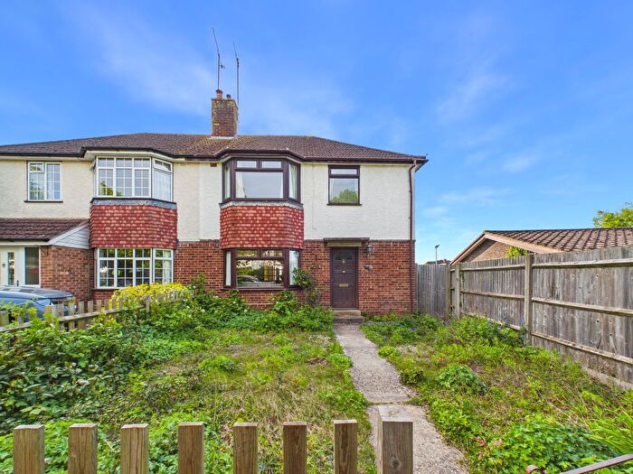 3 Bedroom Semi-detached House For Sale In Wardle Avenue, Tilehurst, Reading, RG31