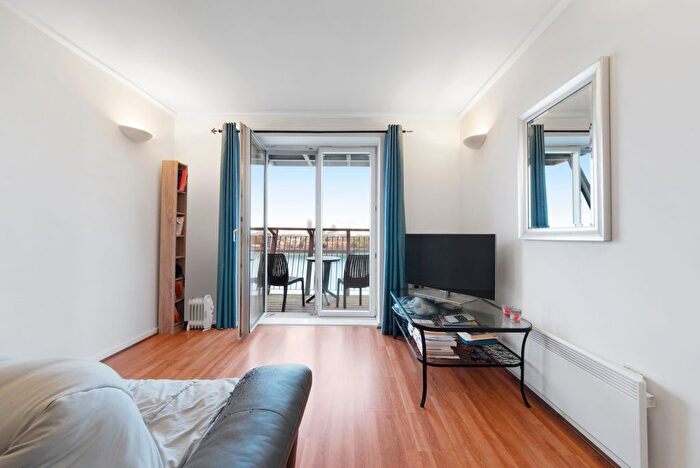 1 Bedroom Flat To Rent In Naxos Building, Canary Wharf, E14