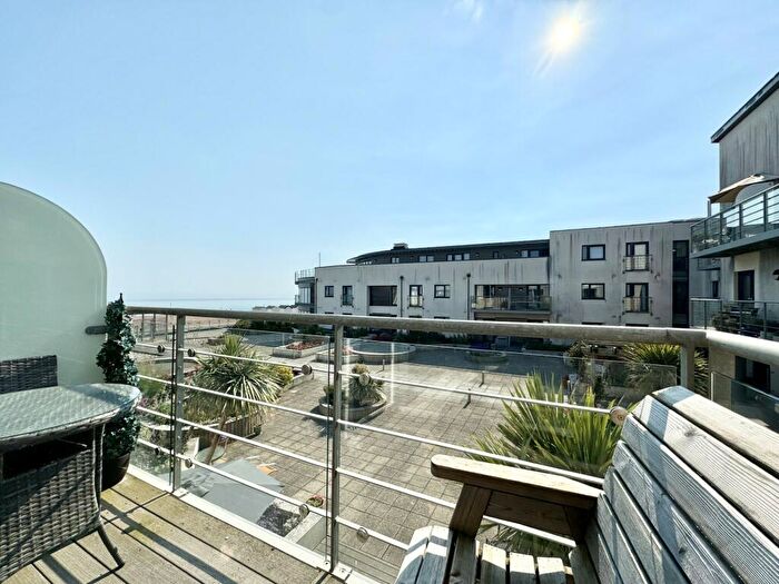 2 Bedroom Flat To Rent In The Waterfront, Eirene Road, Worthing, BN12