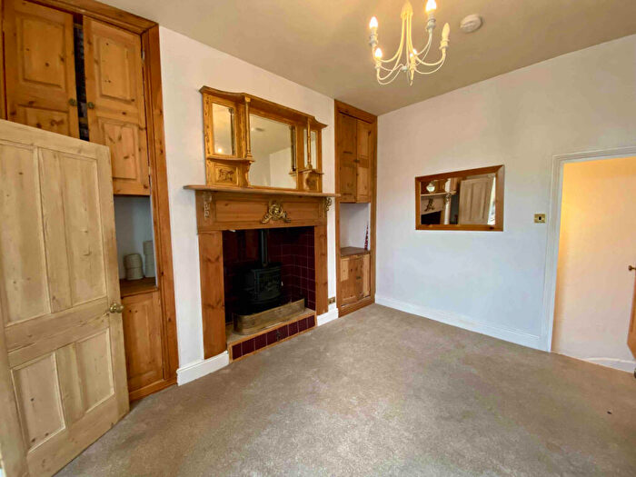 1 Bedroom Apartment For Sale In Haslemere, Victoria Road, Felixstowe, IP11