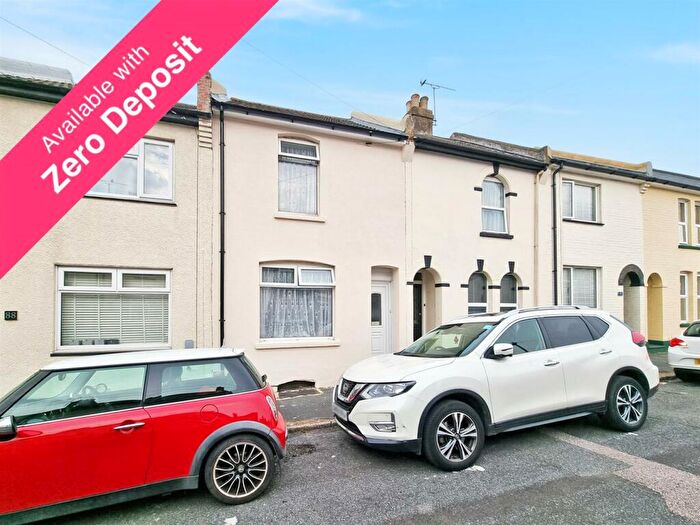 3 Bedroom House To Rent In Shakespeare Road, Gillingham, ME7