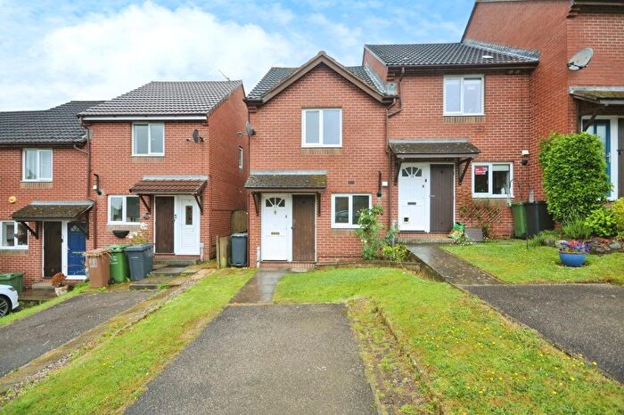 2 Bedroom End Terrace House To Rent In Cornflower Hill, Exeter, EX4