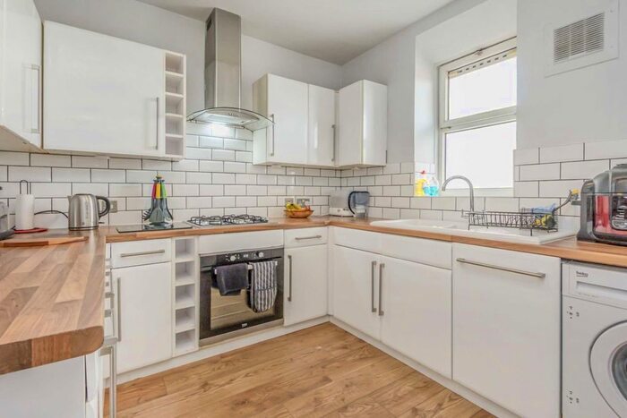 1 Bedroom Flat To Rent In Newburn Street, London SE11