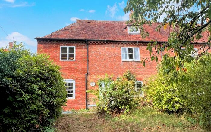 2 Bedroom End Of Terrace House For Sale In Warehorne, Ashford, TN26