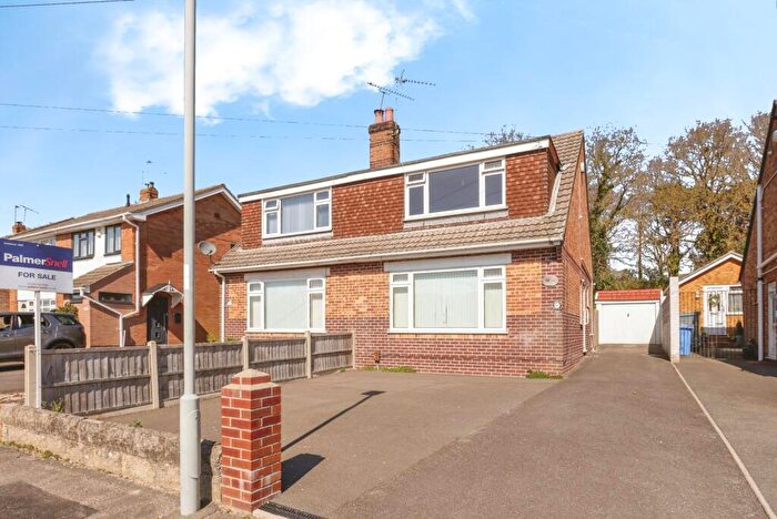 3 Bedroom Semi Detached House For Sale In Allens Road, Poole, Dorset, BH16