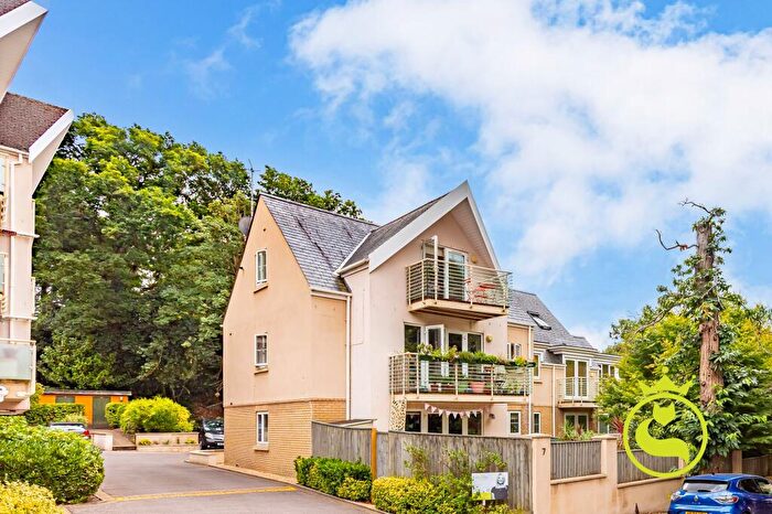 2 Bedroom Flat For Sale In Harbour Views! Windsor Place, Windsor Road, Lower Parkstone, Poole, BH14