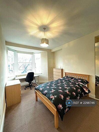 3 Bedroom Flat To Rent In Sandyford, Newcastle Upon Tyne, NE2