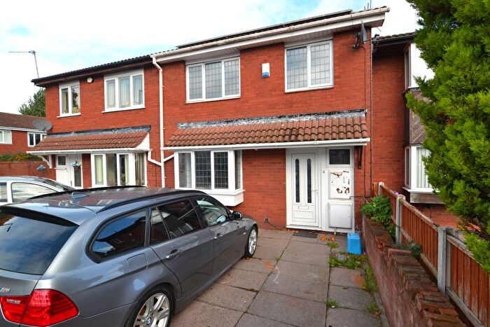 3 Bedroom Terraced House To Rent In Highbrook Close, Wolverhampton, WV9