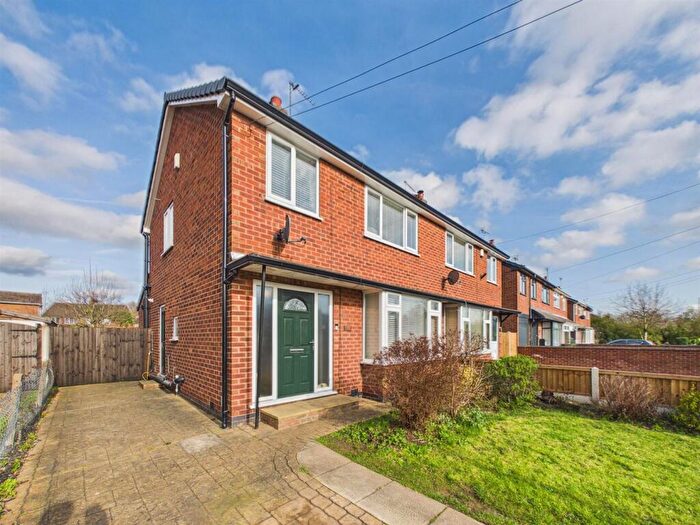 3 Bedroom Semi Detached House For Sale In Nottingham Road, Borrowash, Derby, DE72