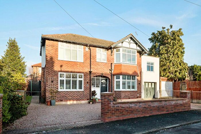4 Bedroom Detached House For Sale In Oaklea Avenue, Chester, CH2