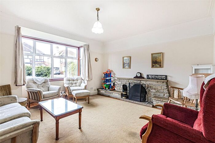 4 Bedroom Detached House For Sale In Sutherland Avenue, Petts Wood, Orpington, Kent, BR5