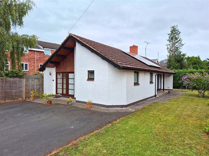 2 Bedroom Detached Bungalow For Sale In Copper Beech Close, South Street, Leominster, Herefordshire, HR6