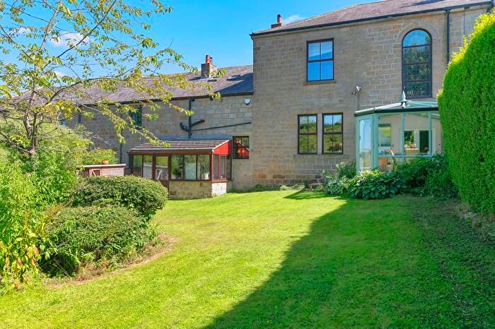 4 Bedroom Terraced House For Sale In Scotland Lane, Horsforth, LS18