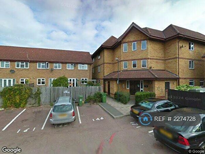 2 Bedroom Flat To Rent In Colombus Square, Erith, DA8