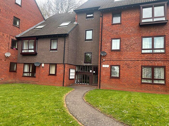 2 Bedroom Flat To Rent In Griffin Gardens, Harborne., B17