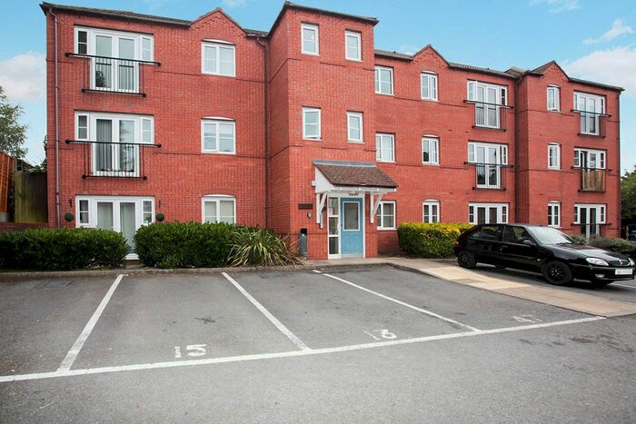 2 Bedroom Flat To Rent In Nuneaton Road, Bedworth, Warwickshire, CV12