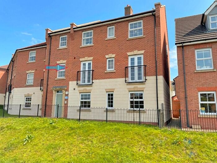 2 Bedroom Flat For Sale In Eden Walk, Bingham, NG13