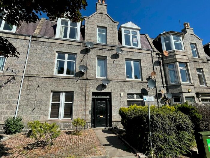 1 Bedroom Flat To Rent In Union Grove, West End, Aberdeen, AB10