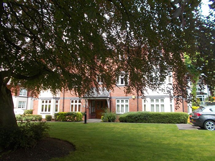 2 Bedroom Property To Rent In Loriners Grove, Walsall, WS1