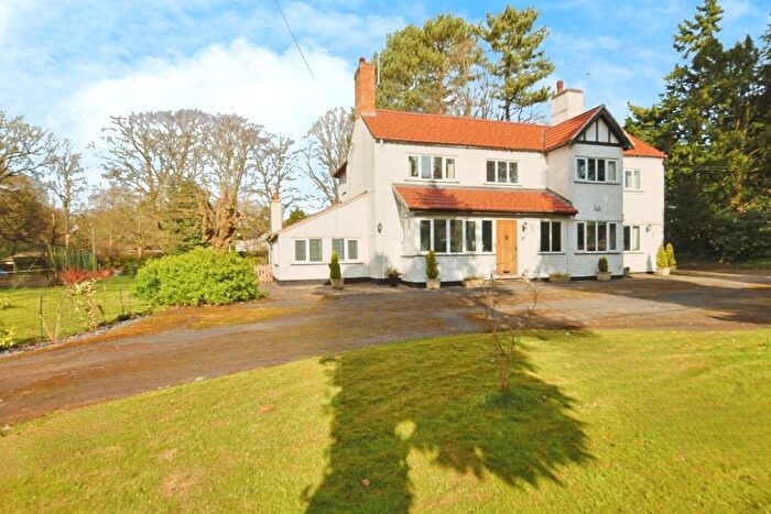 4 Bedroom Detached House For Sale In Hall Lane, Elsham, Brigg, Lincolnshire, DN20