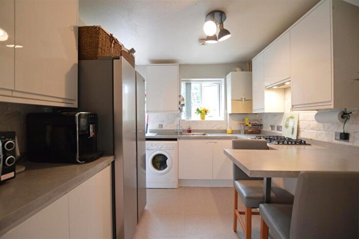 3 Bedroom Terraced House For Sale In Salt Hill Way, Slough, SL1
