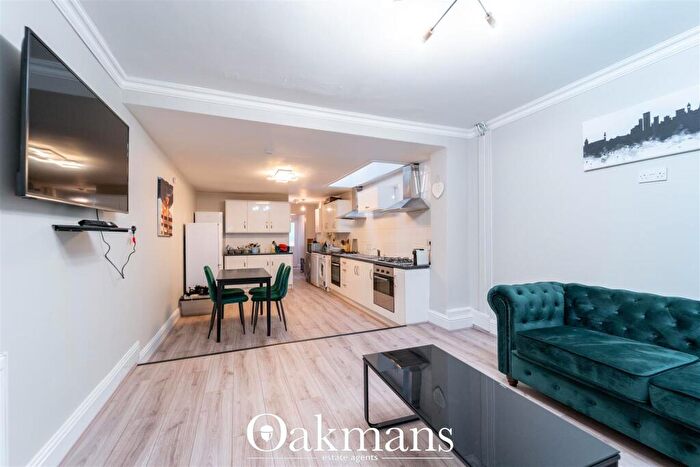 6 Bedroom House To Rent In Alton Road, Birmingham, West Midlands, B29