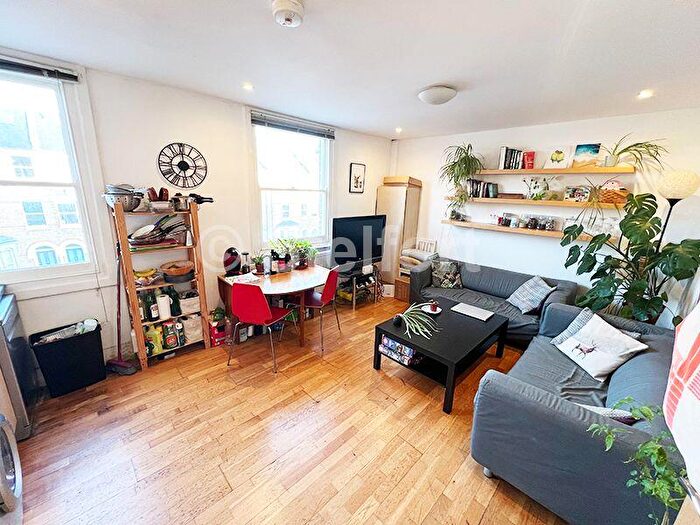 3 Bedroom Flat To Rent In Huddleston Road, London, N7