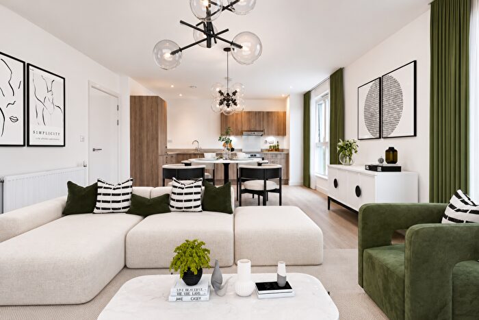 1 Bedroom Apartment For Sale In Abbey View | Furniture Options Available | Year Lease | Book A Private Tour, AL1