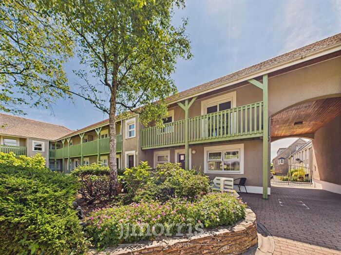 2 Bedroom Retirement Property For Sale In Cawdor Court, Spring Gardens, Narberth, SA67