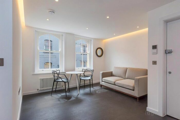 1 Bedroom Flat To Rent In West Street, Covent Garden, WC2H