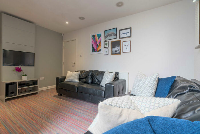 4 Bedroom Terraced House To Rent In Cauldon Road, Stoke, ST4