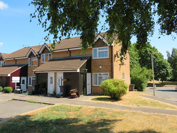 1 Bedroom Maisonette To Rent In Shanklin Close, Cheshunt, Waltham Cross, EN7