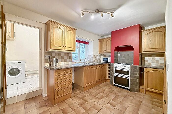 2 Bedroom End Of Terrace House For Sale In Bridport, DT6