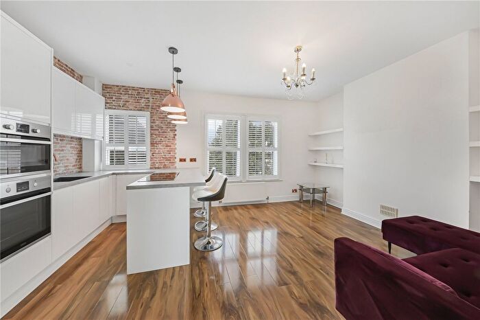 2 Bedroom Flat To Rent In Saltram Crescent, London, W9