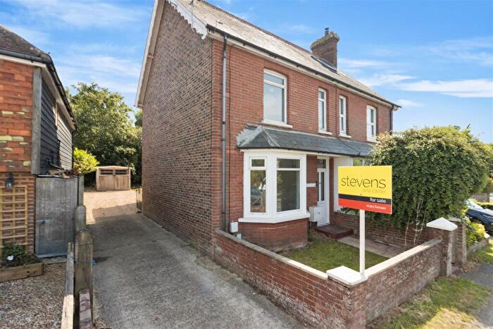 3 Bedroom Semi-Detached House For Sale In Upper Horsebridge, Hailsham, BN27