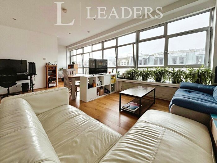 2 Bedroom Apartment To Rent In Ocean Building, Queens Road, BN1