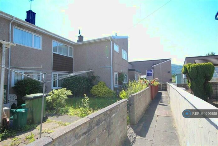 3 Bedroom Terraced House To Rent In North View, Taffs Well, Cardiff, CF15