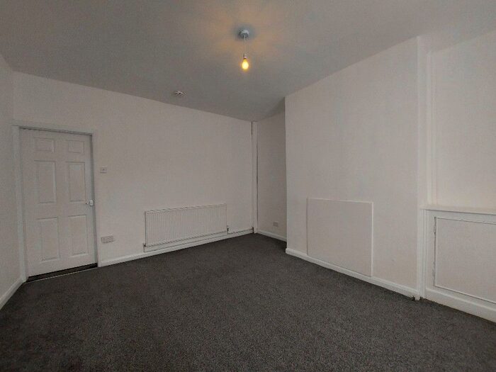2 Bedroom Terraced House To Rent In Piccadilly Road, Burnley, BB11