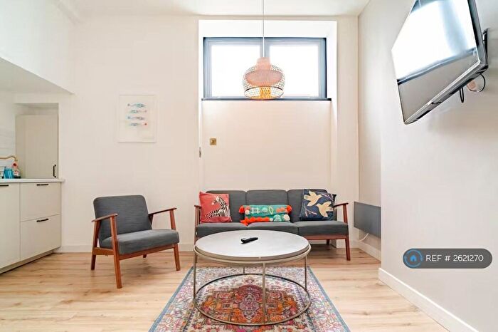 2 Bedroom Flat To Rent In Southside Street, Plymouth, PL1