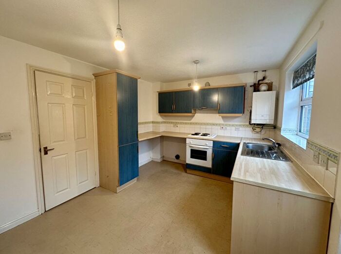 2 Bedroom Semi-Detached House To Rent In Ansult Court, Doncaster, DN5