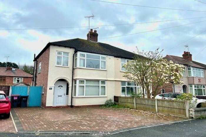 3 Bedroom Property To Rent In Pine Gardens, Chester, CH2